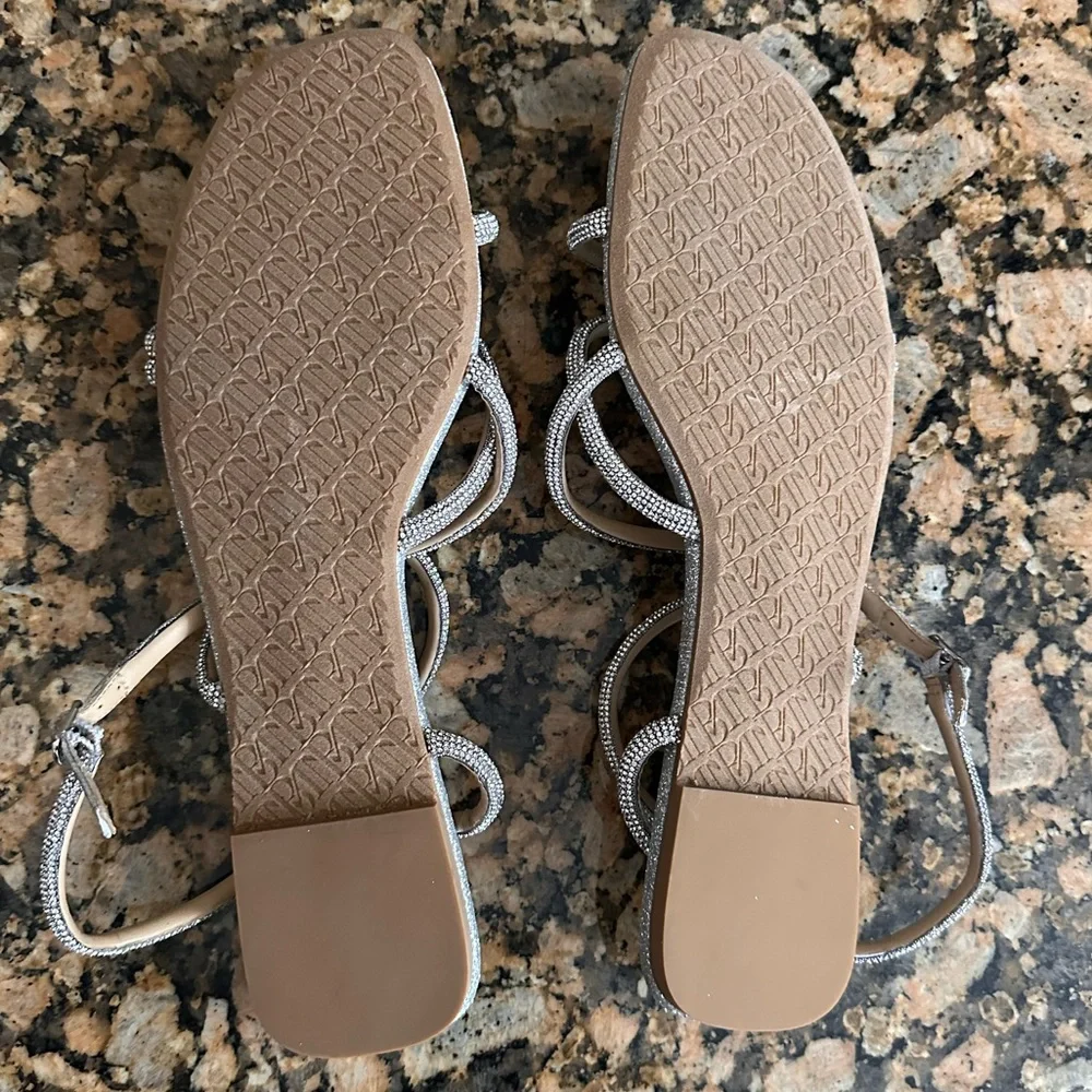 Badgley Mischka Women Ivie Embellished Strappy Flat Sandals Silver - Picture 9 of 9